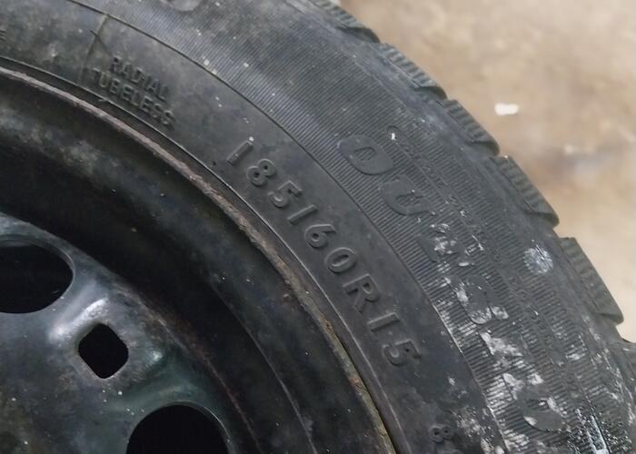 Grajewo ogłoszenia: Witam Sprzedam komplet kół 185 60  R 15 firmy Dunlop koła...